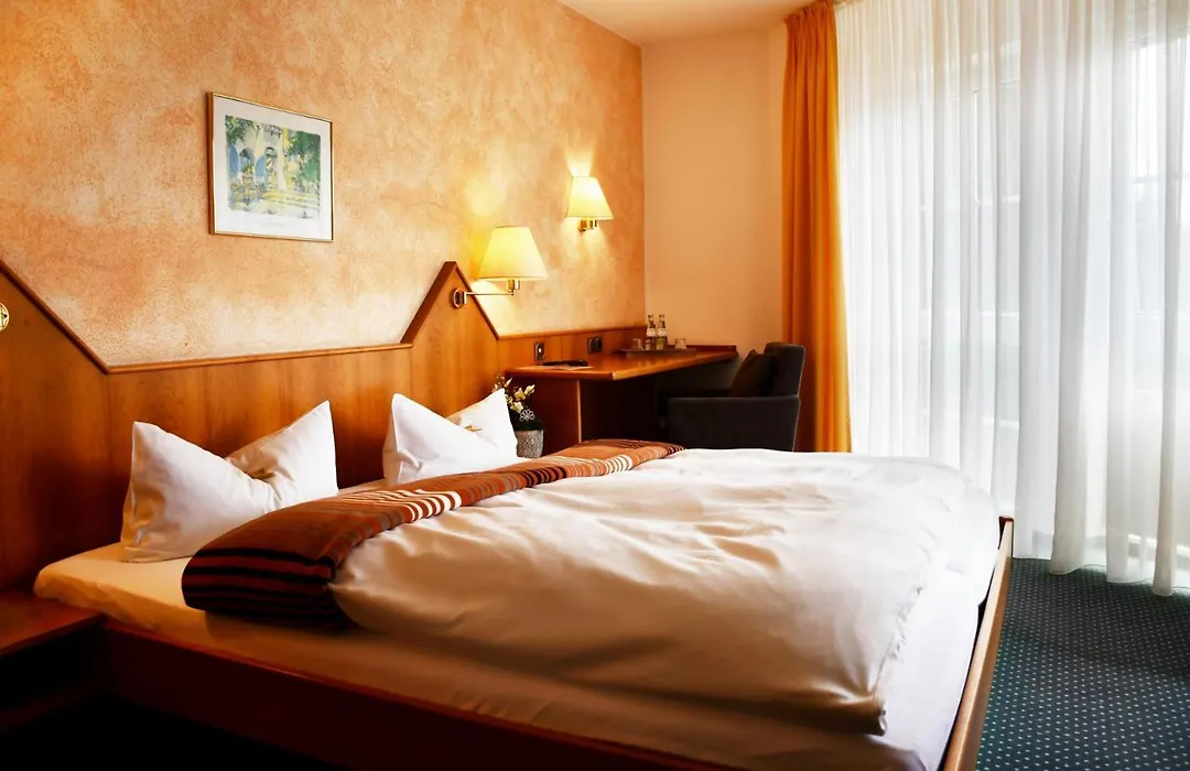 Hotel Schöne Aussicht-1