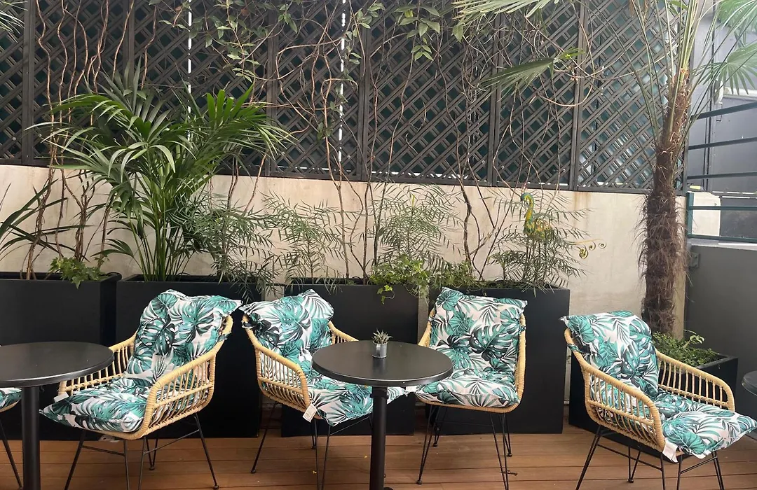 Hotel Apolonia Paris Montmartre; Sure Hotel Collection By Best Western-1