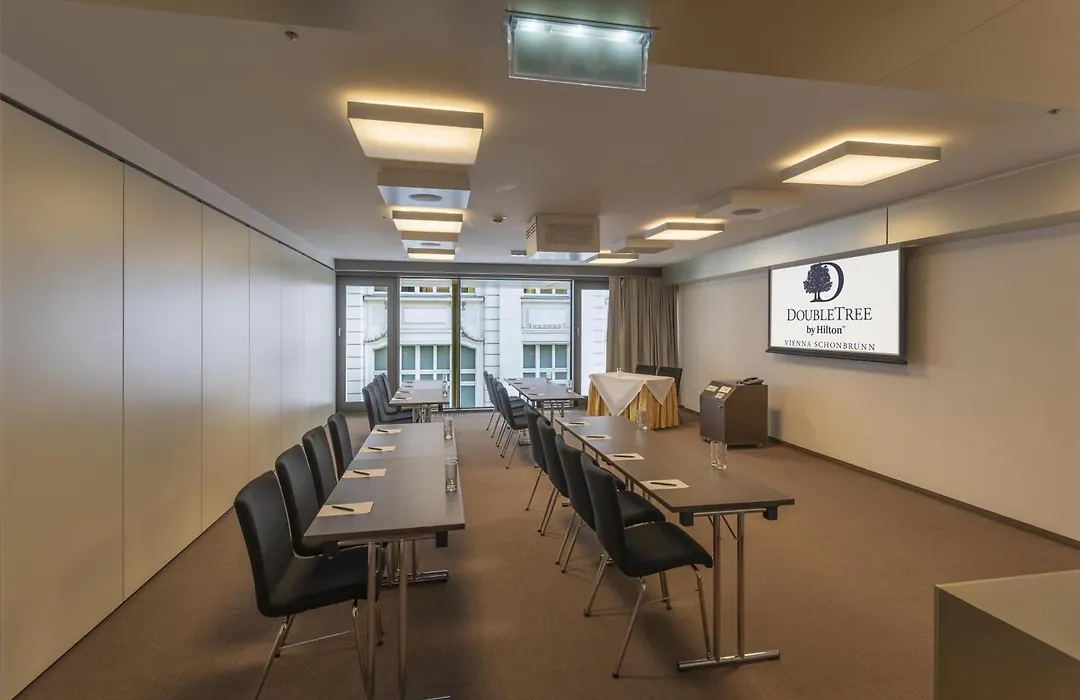 Doubletree By Hilton Vienna Schonbrunn-1
