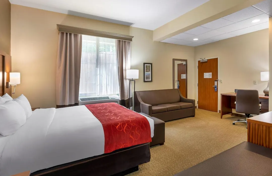 Comfort Suites Eugene University-1