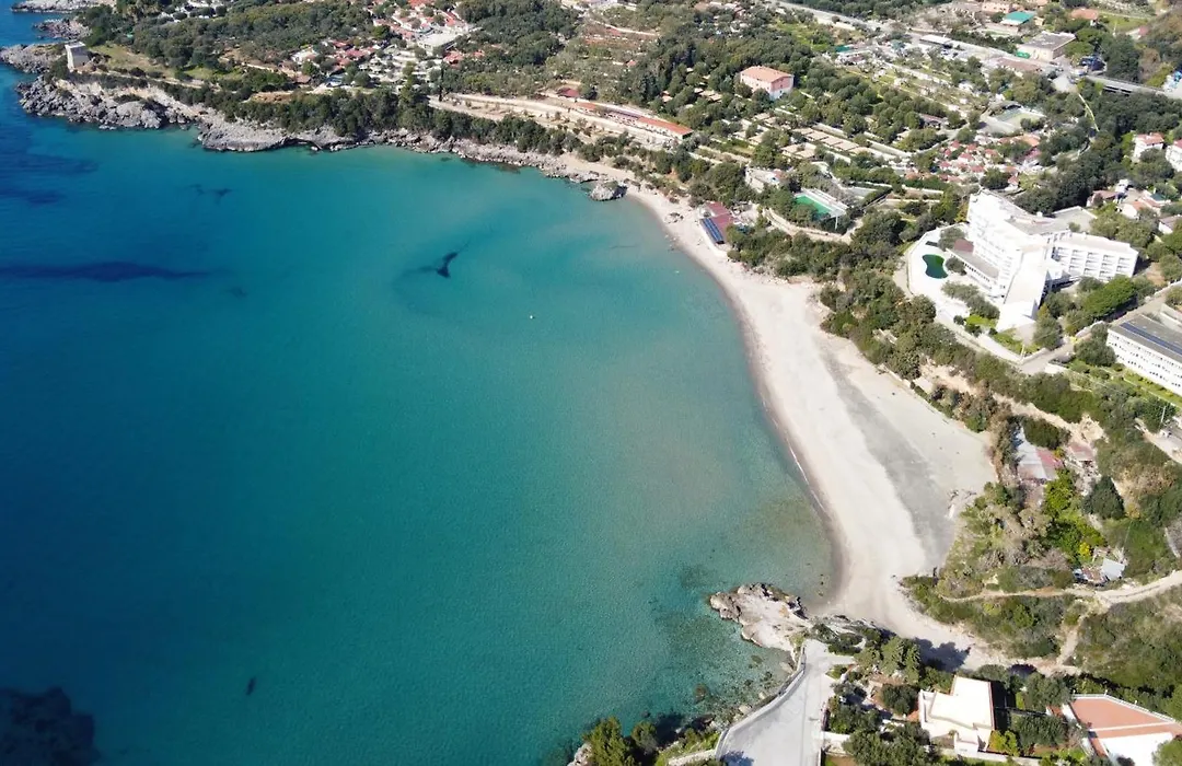 Hotel Calanca-1