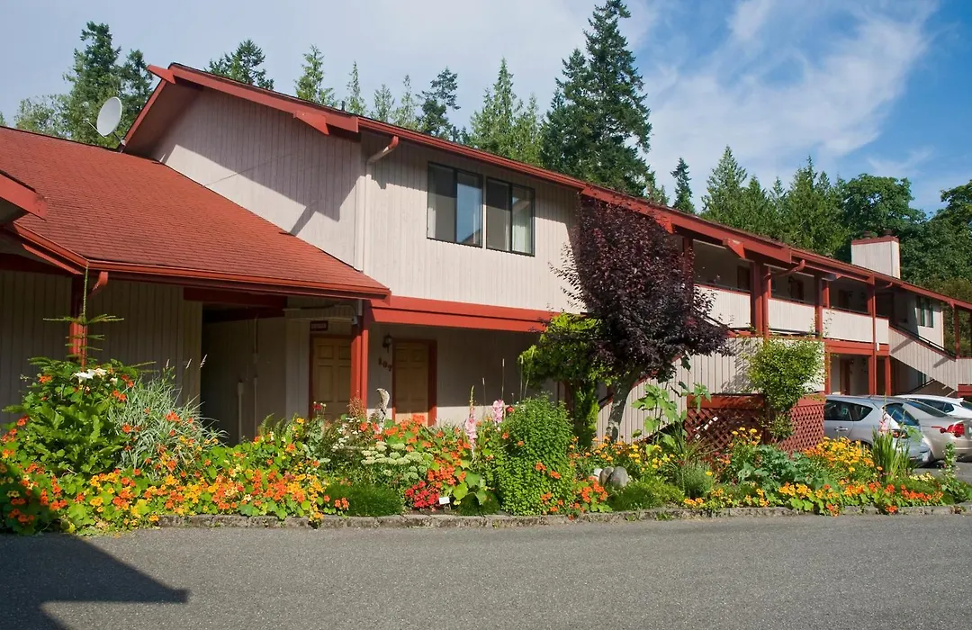 Sequim Bay Lodge-1