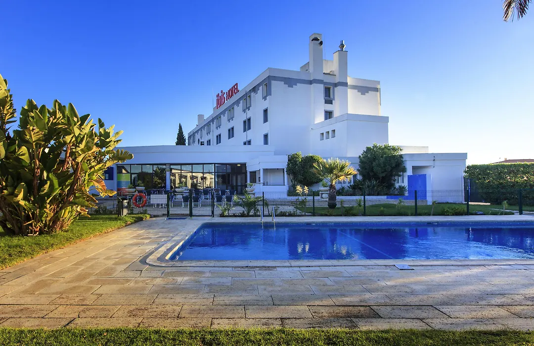 Hotel Ibis Faro Algarve-1