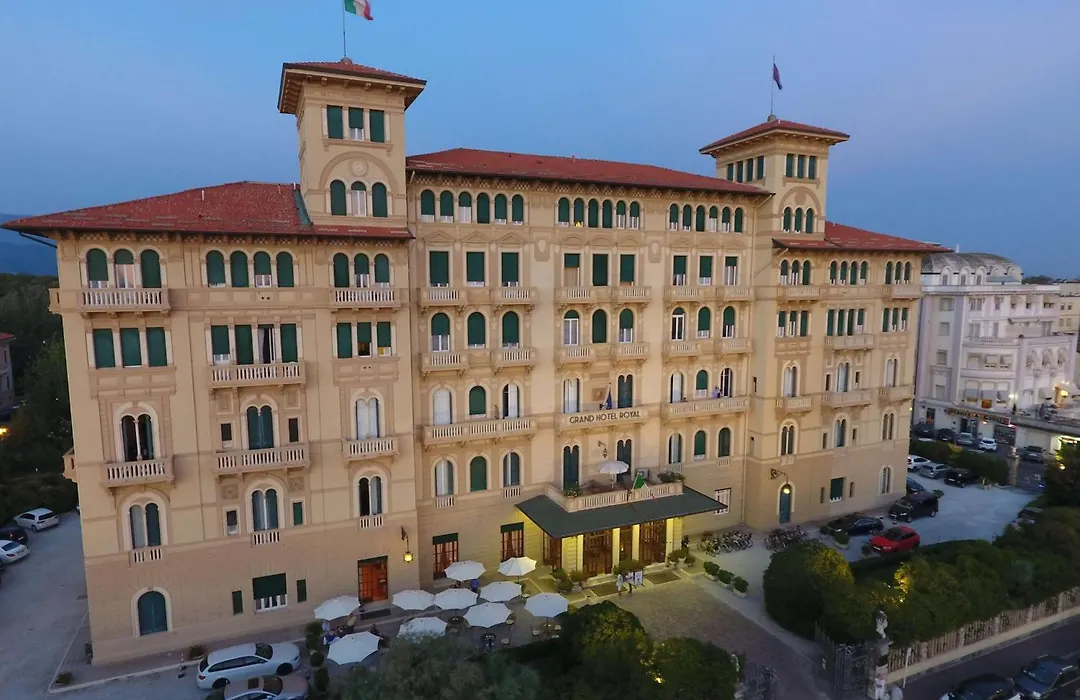 Grand Hotel Royal-1