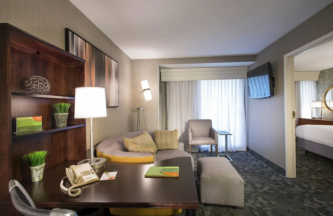 Courtyard By Marriott Tysons Mclean-1