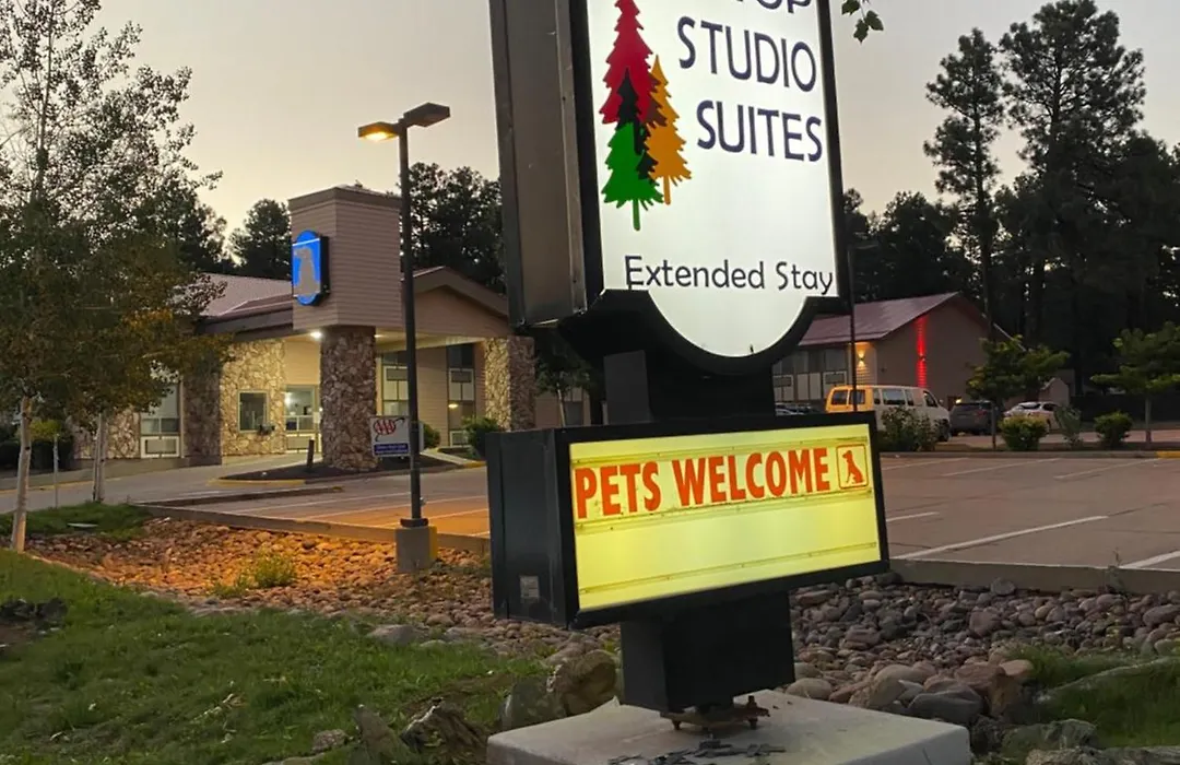 Pinetop Studio Suites-1