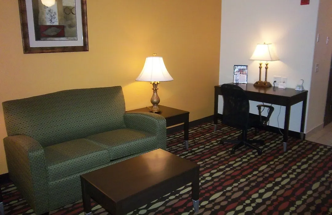Best Western Greentree Inn & Suites-1