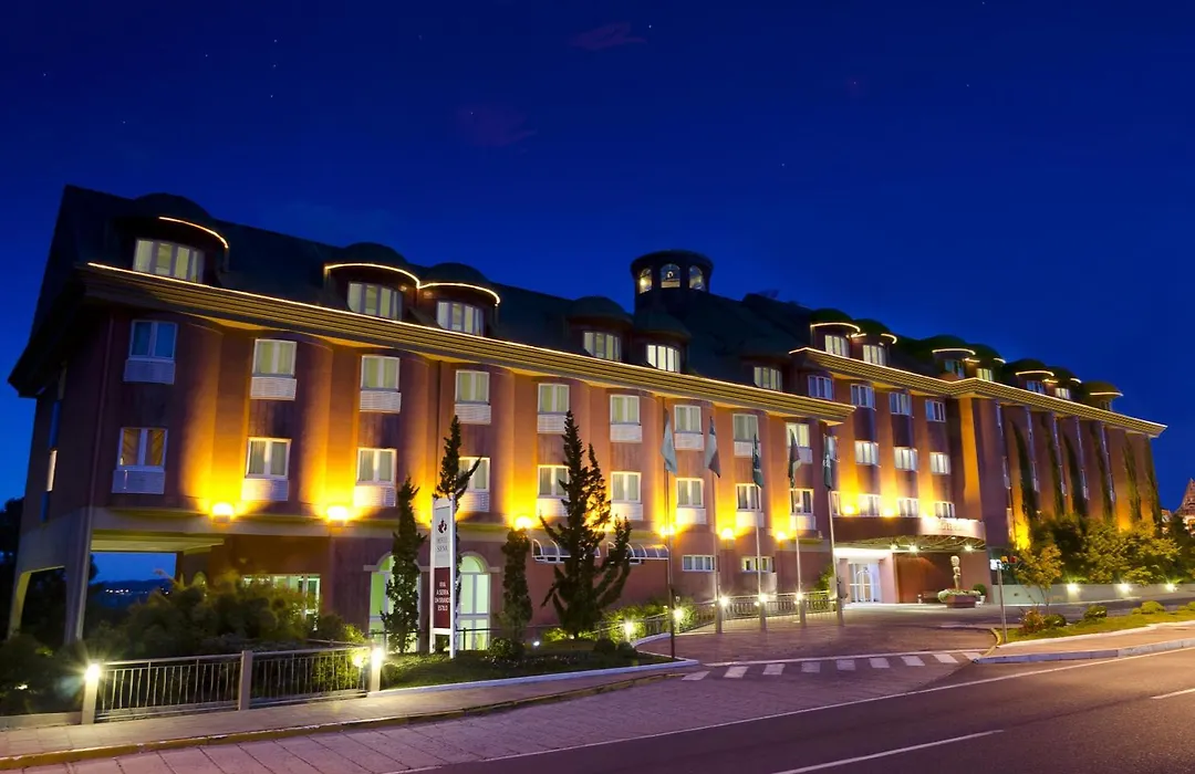 Hotel Laghetto Siena Gramado-1