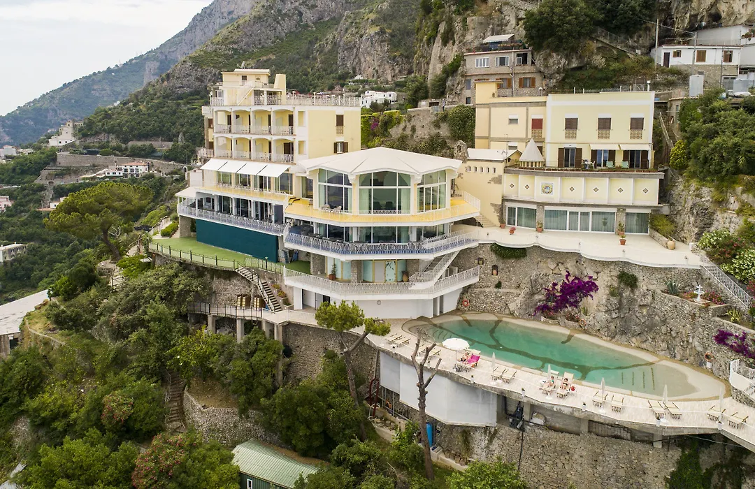 Grand Hotel Excelsior-1