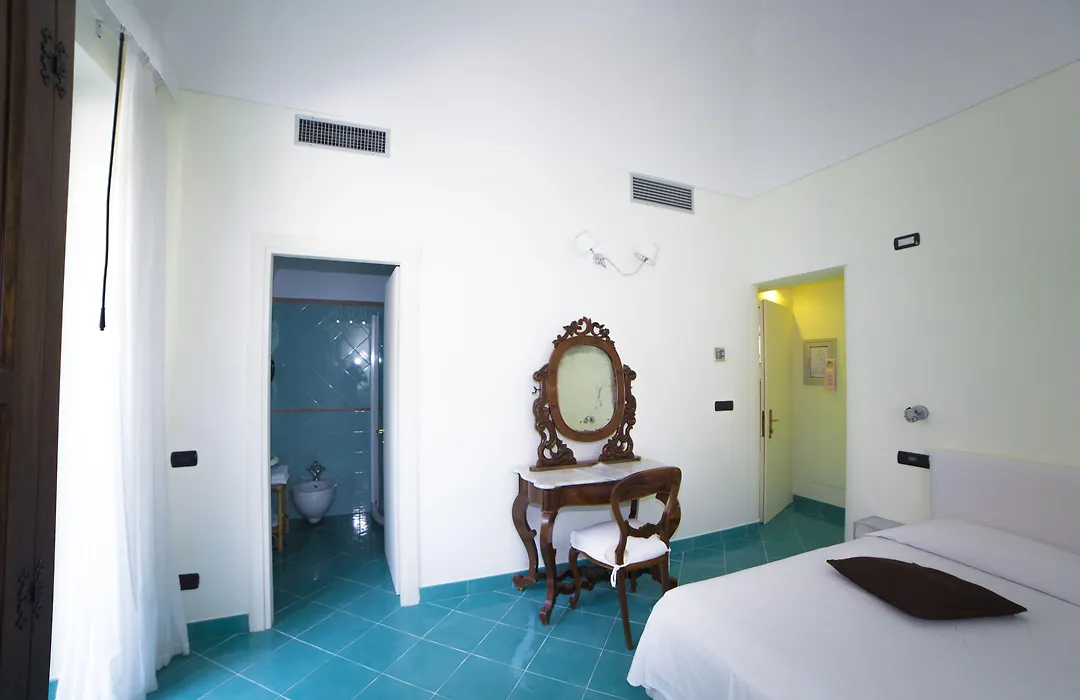 Villa Lara Hotel-1