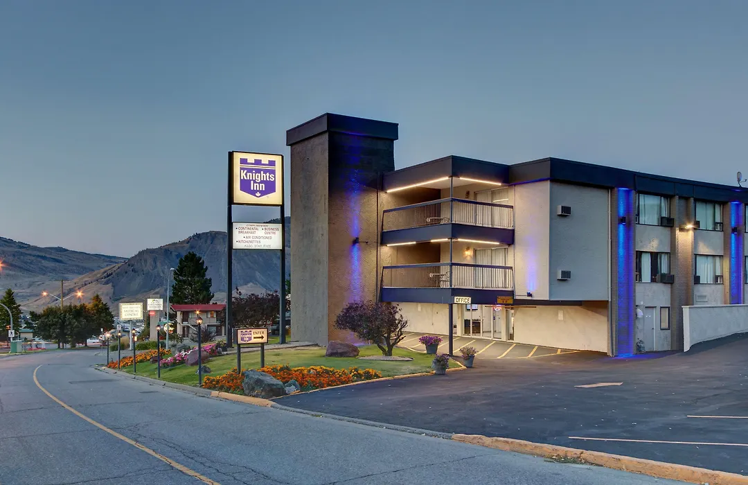 Knights Inn Kamloops-1