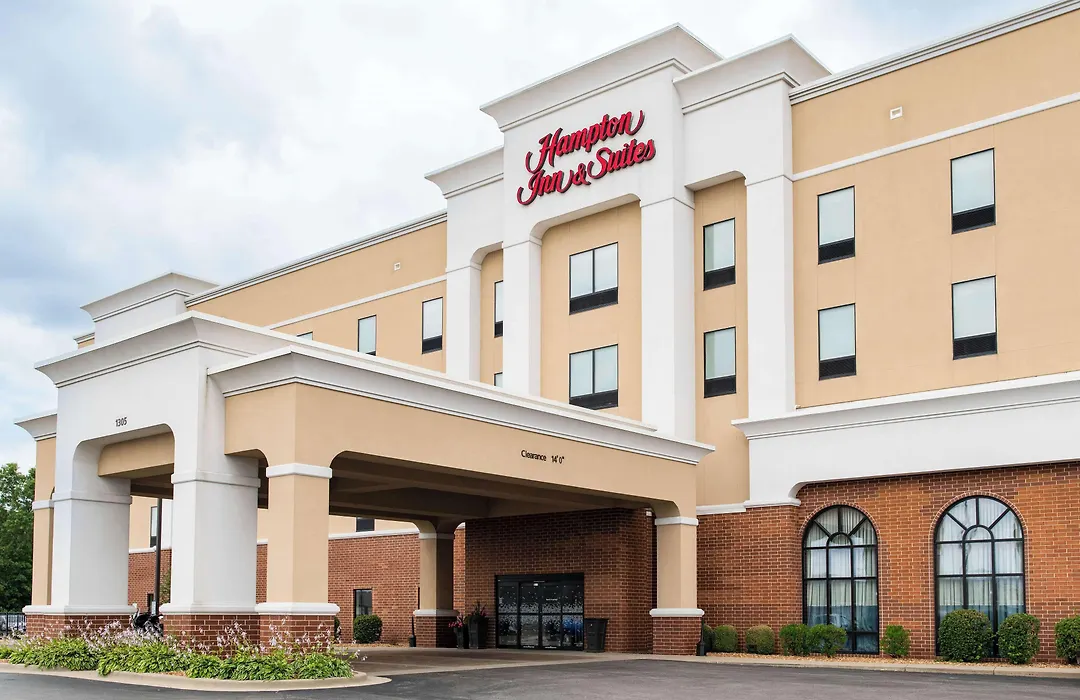 Hampton Inn & Suites Effingham-1