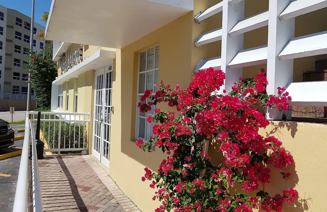Beach Place Hotel-1