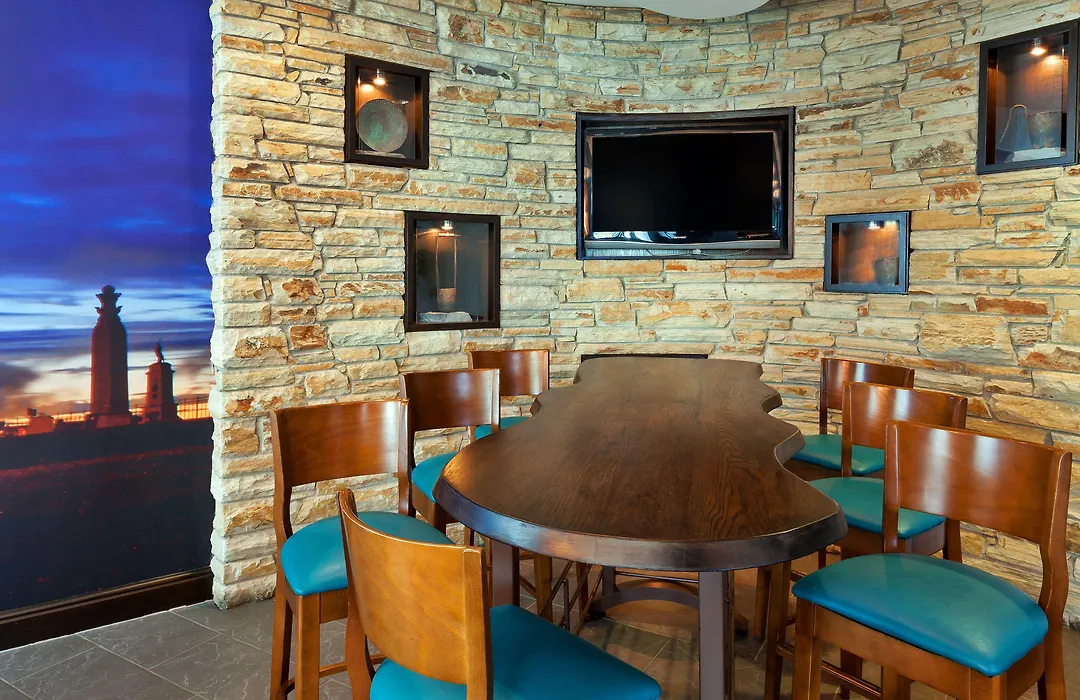 Leonardo Hotel Plymouth-1