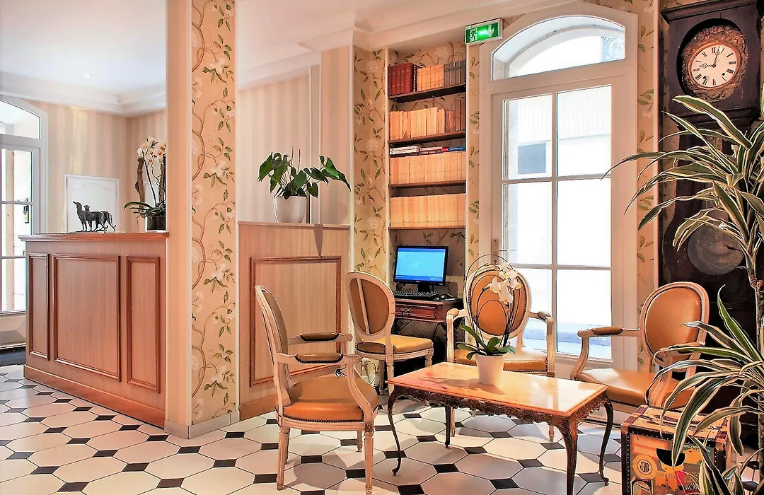 Hotel Romance Malesherbes By Patrick Hayat-1