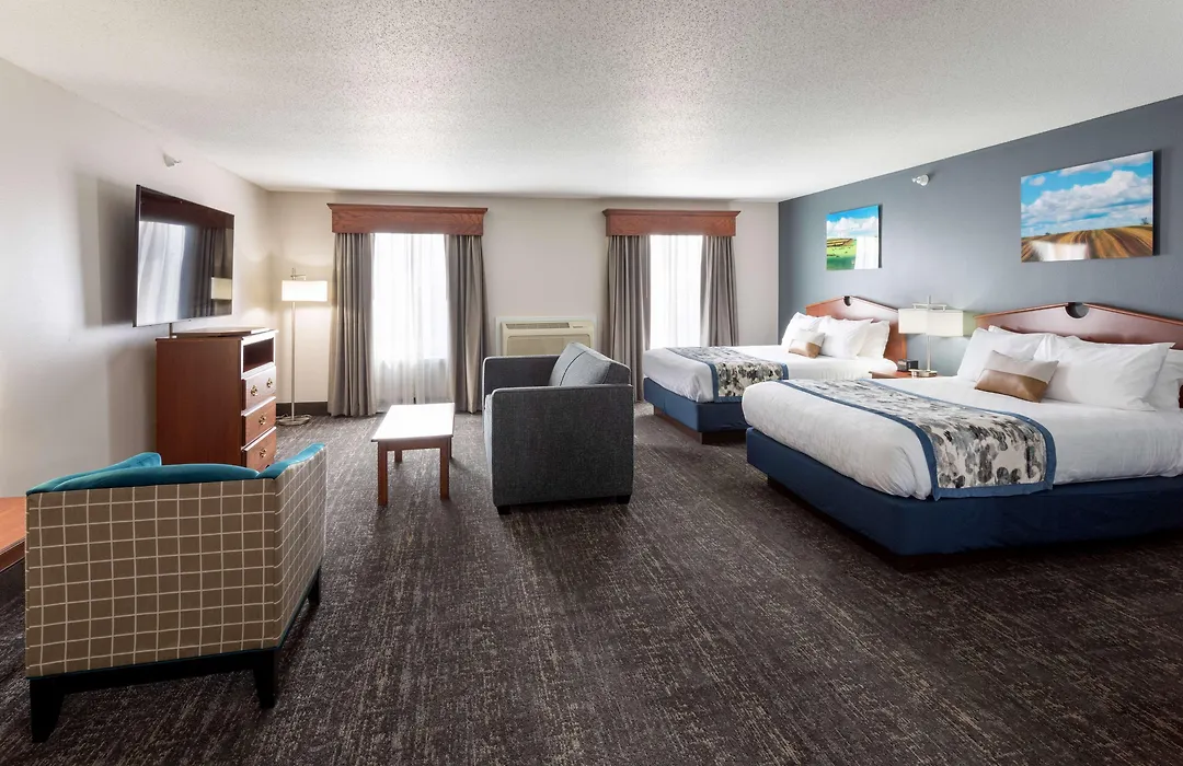 Grandstay Hotel & Suites Downtown Sheboygan-1