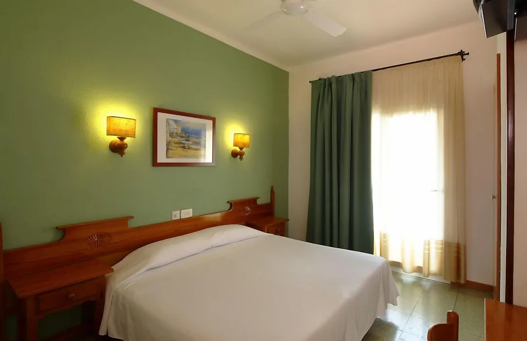 Hotel Ninays-1