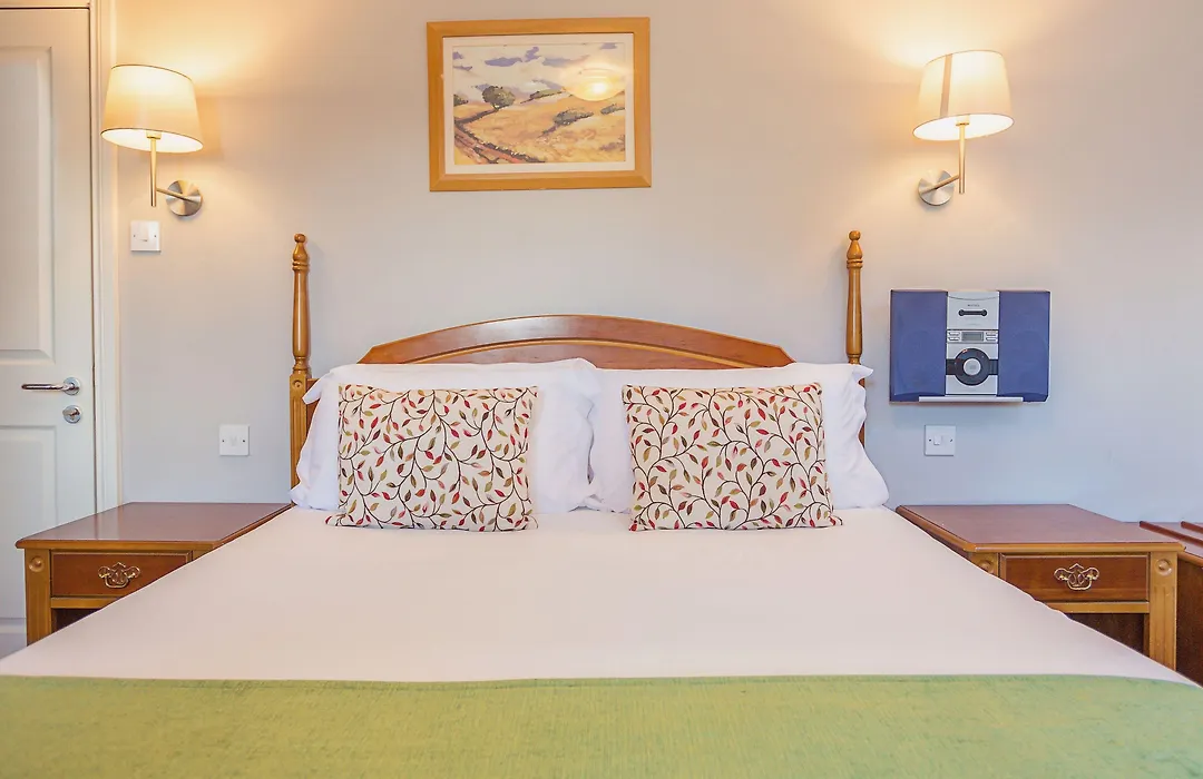 Abbey Lodge-1