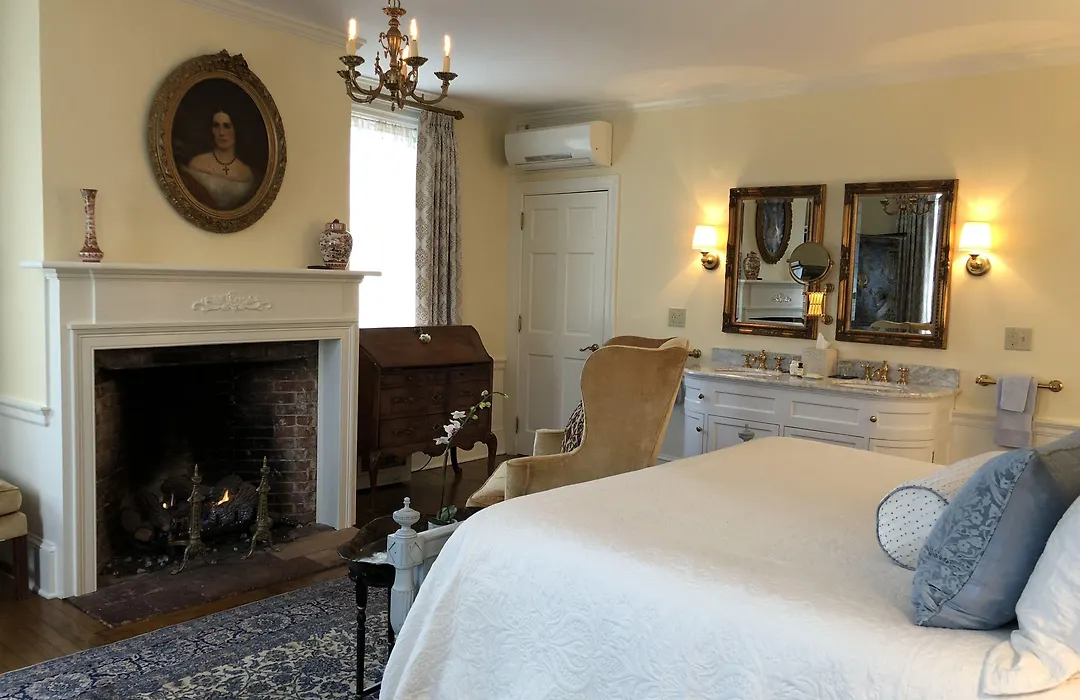 Inn By The Bandstand A Boutique Hotel-1