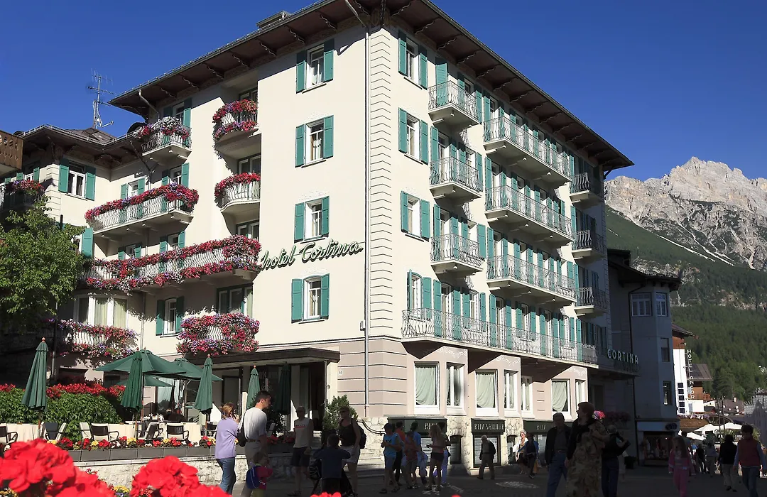Hotel Cortina-1