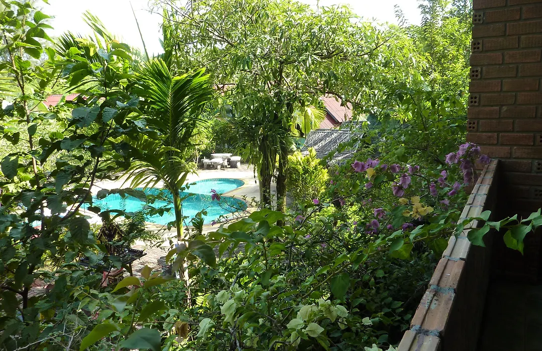 Ladda Resort-1