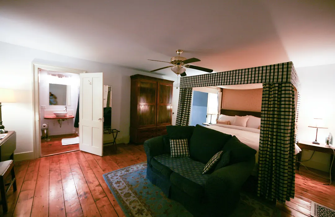 The Stone House Bed And Breakfast-1