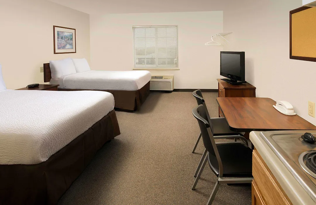 Woodspring Suites Virginia Beach-1
