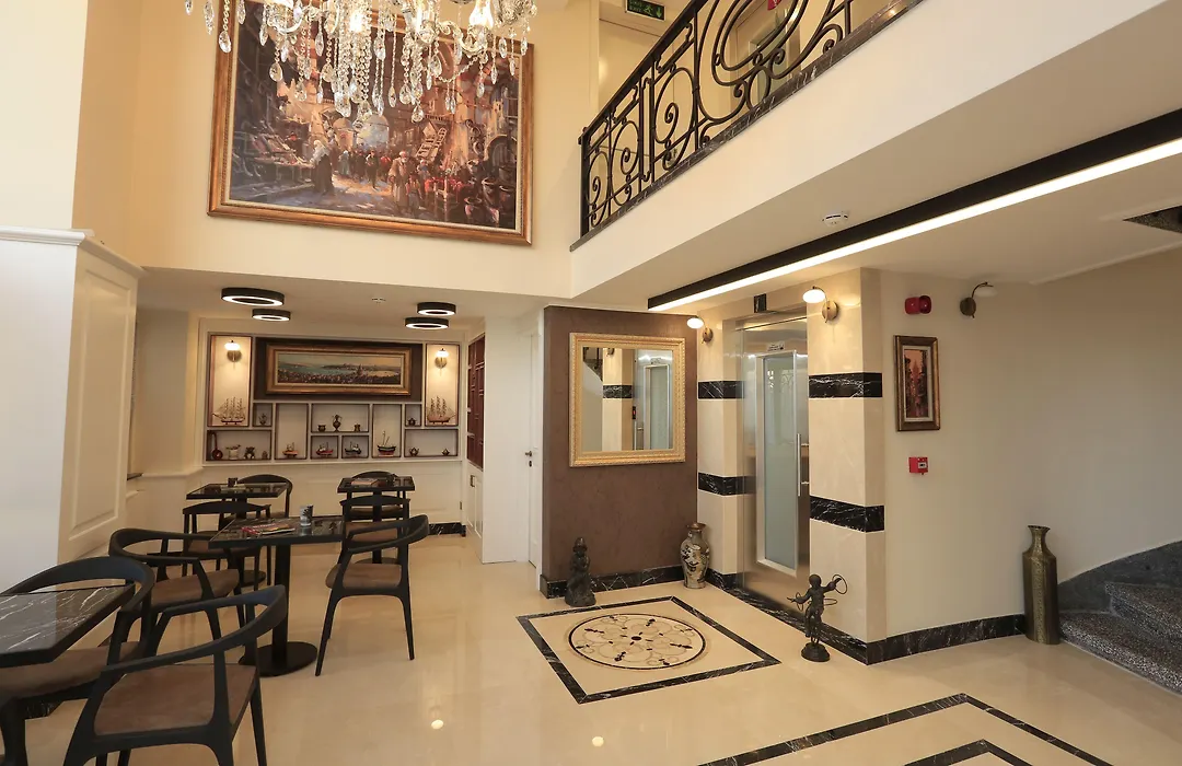 Art Nouveau Pera-1