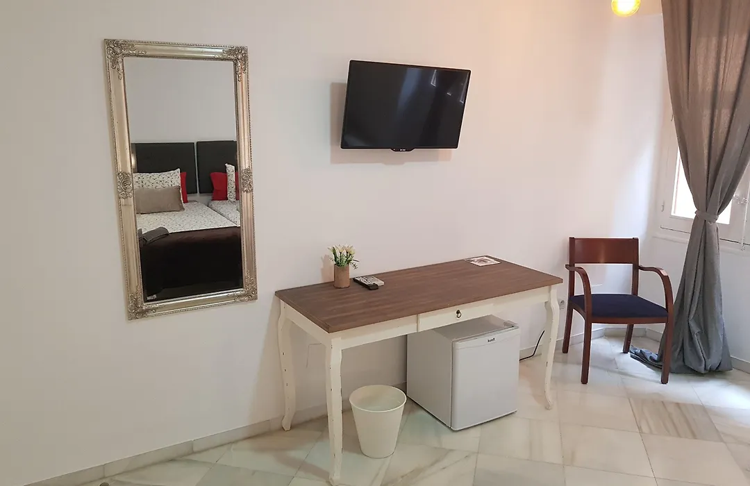 Fan Rooms Duquesa-1