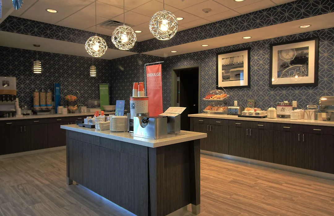 Hampton Inn West Plains-1