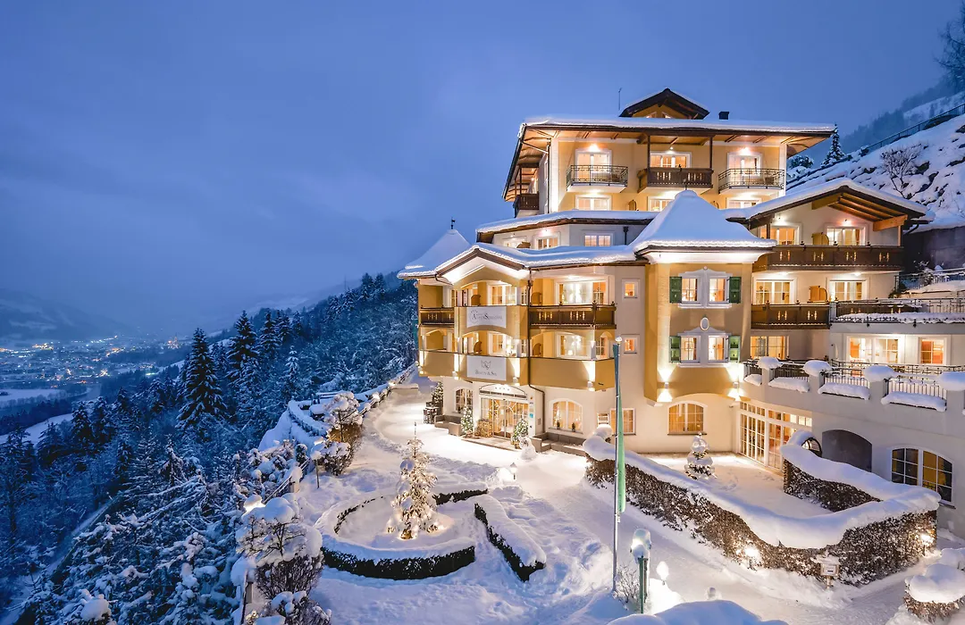 Hotel AlpenSchlössl-1