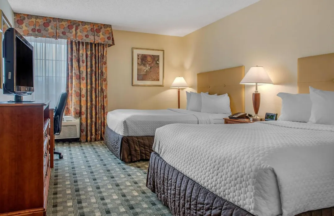 Quality Hotel Conference Center Cincinnati Blue Ash-1