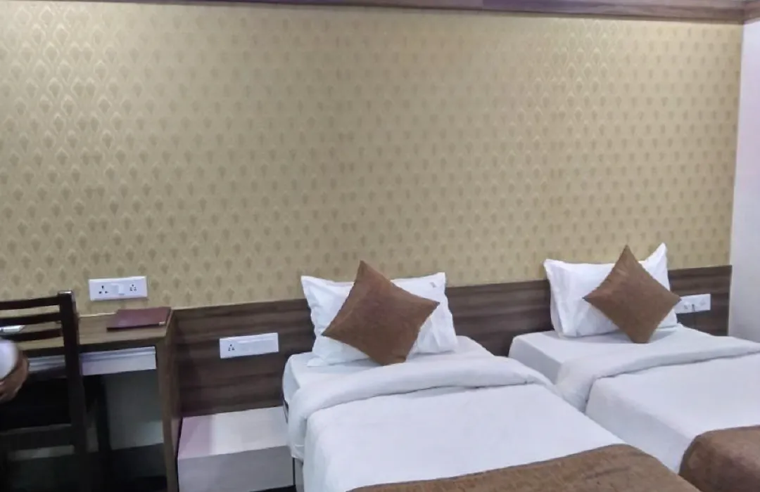 Hotel Samrat-1