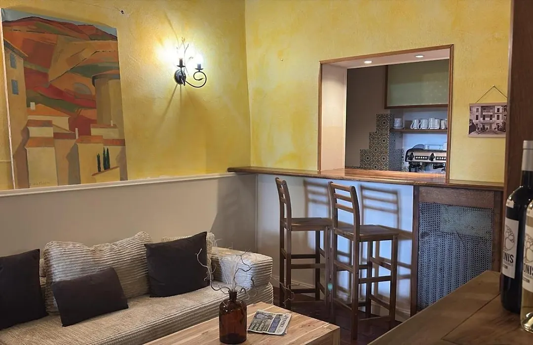 Hotel De Provence-1