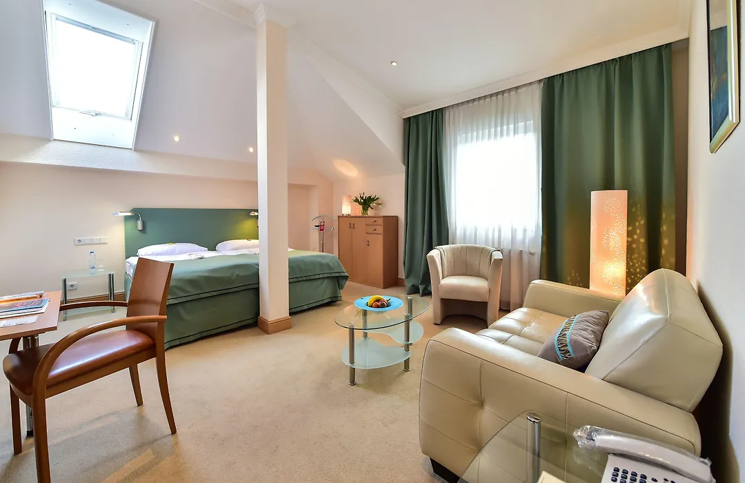 STADT HOTEL Iserlohn-1