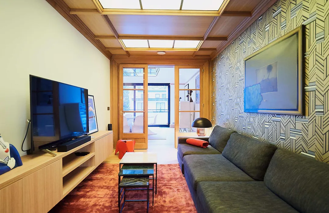B&B Suites 124-1