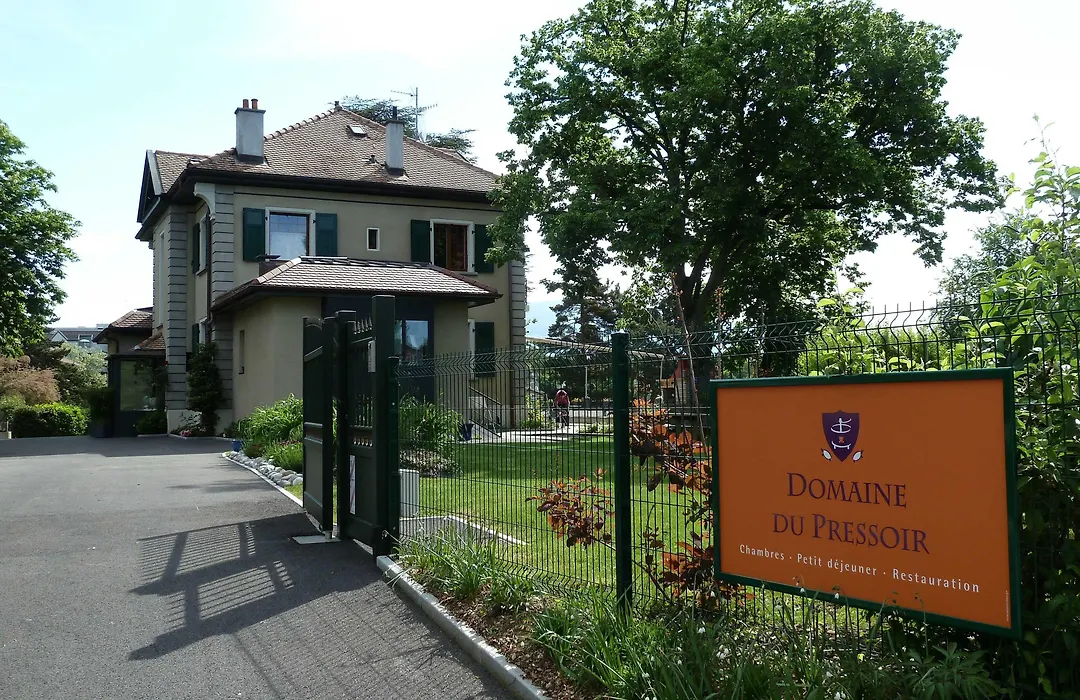 Domaine du Pressoir-1