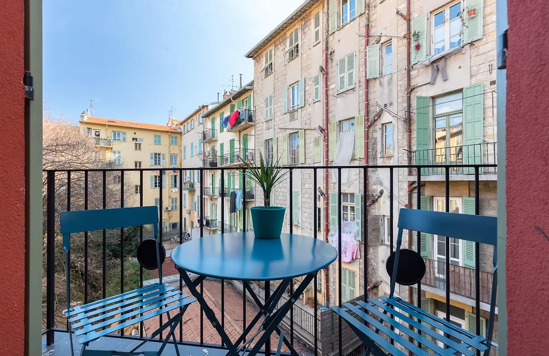L'Abeille - Boutique Apartments-1