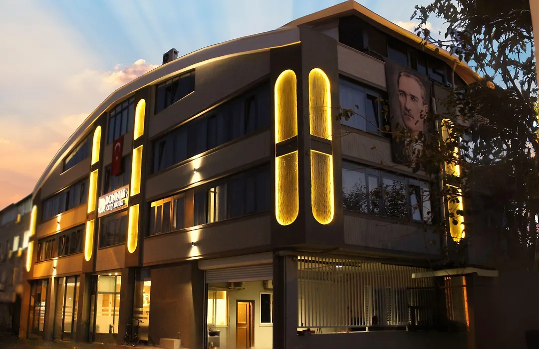 Bonnie City Hotel-1