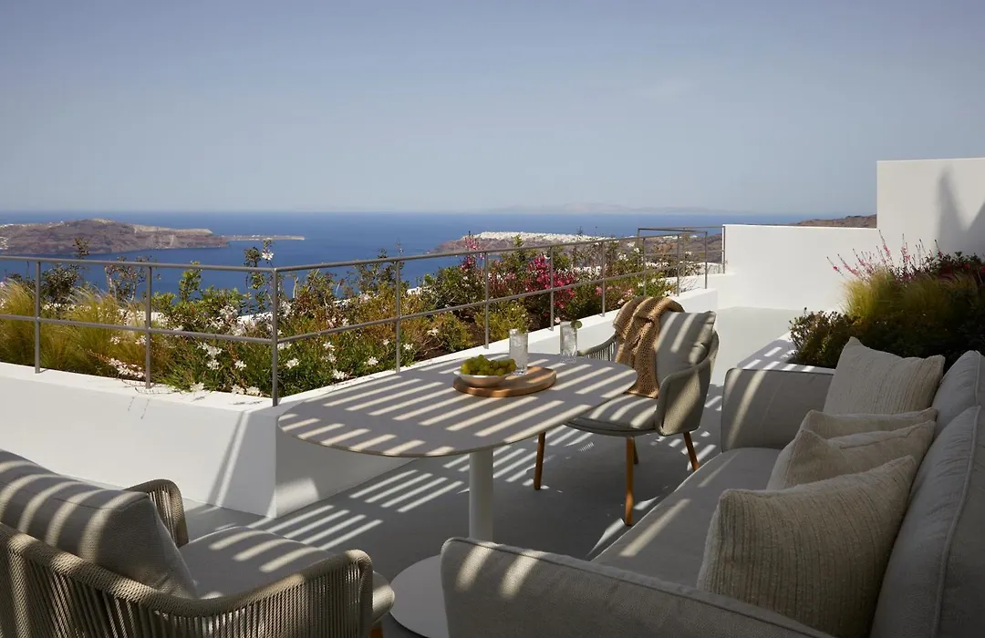Grace Hotel, Auberge Collection-1