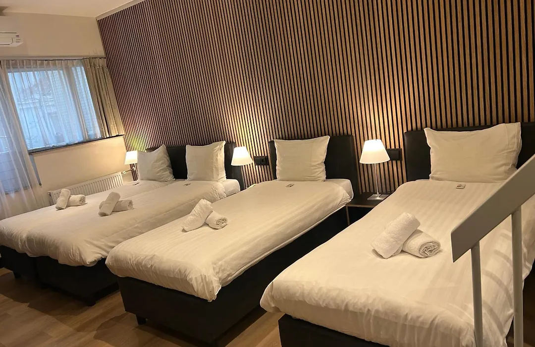 Multatuli Hotel-1