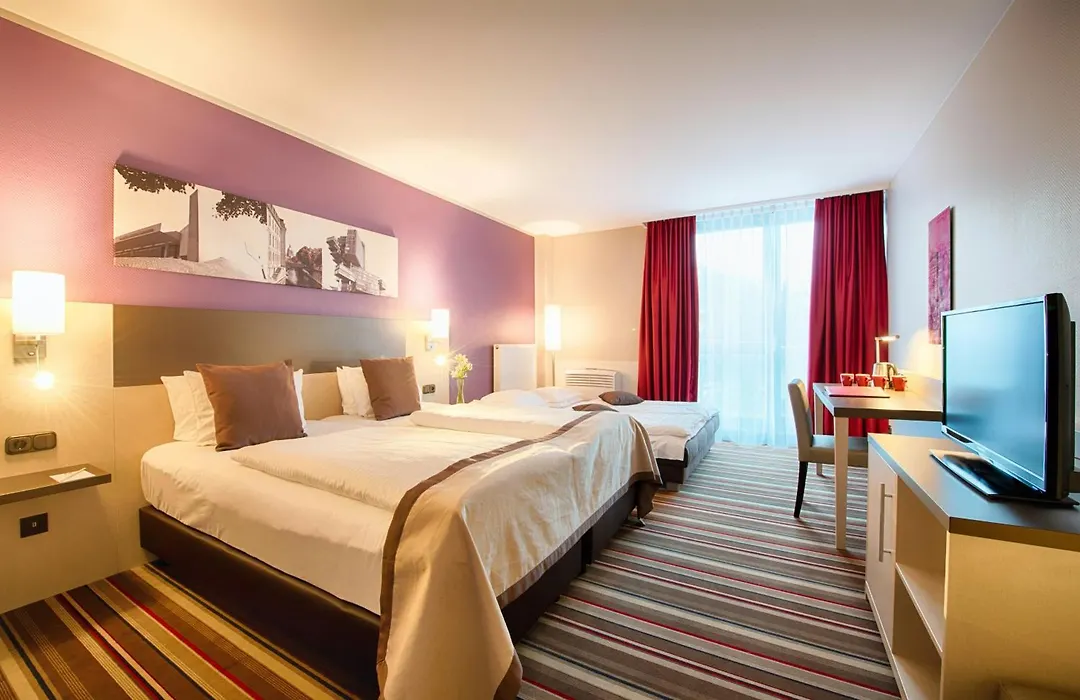 Leonardo Hotel Hannover Airport-1