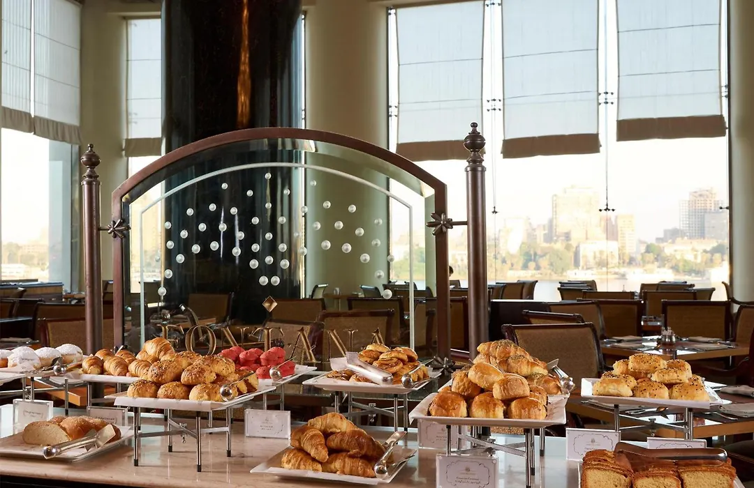 Hilton Cairo Grand Nile-1