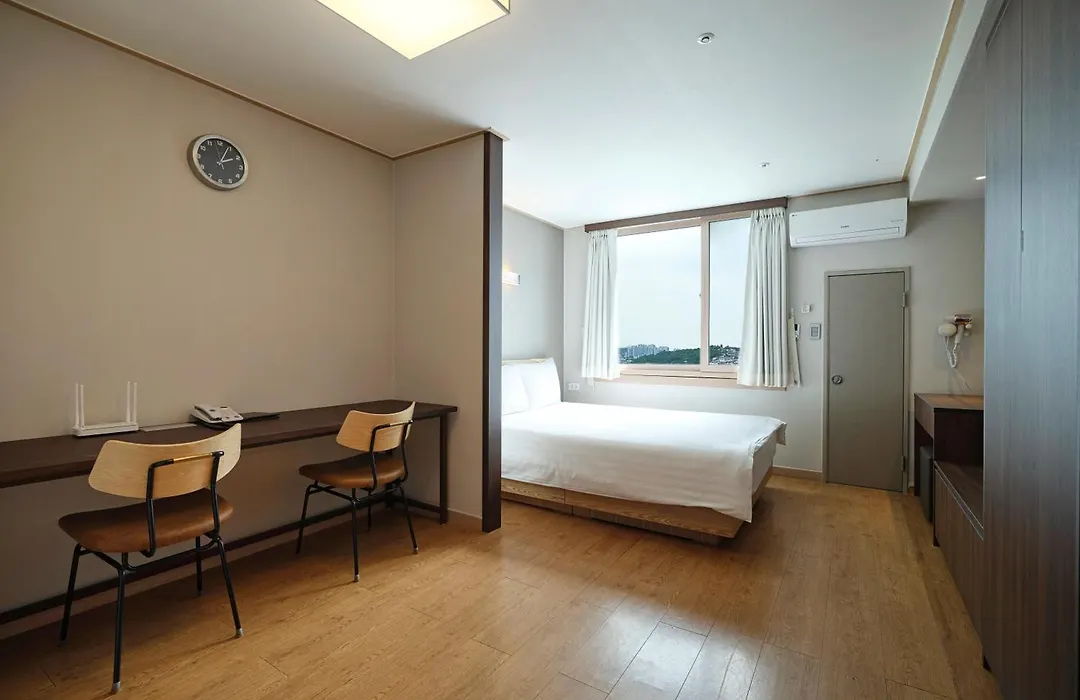 Western Coop Hotel & Residence Dongdaemun-1