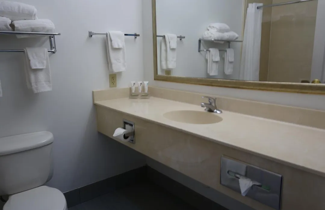 Country Inn & Suites By Radisson, Round Rock, Tx-1