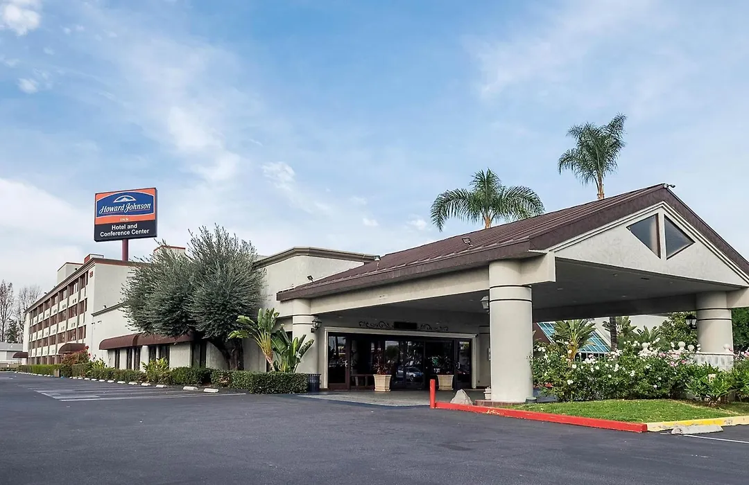Howard Johnson By Wyndham Fullerton/Anaheim Conference Cntr-1