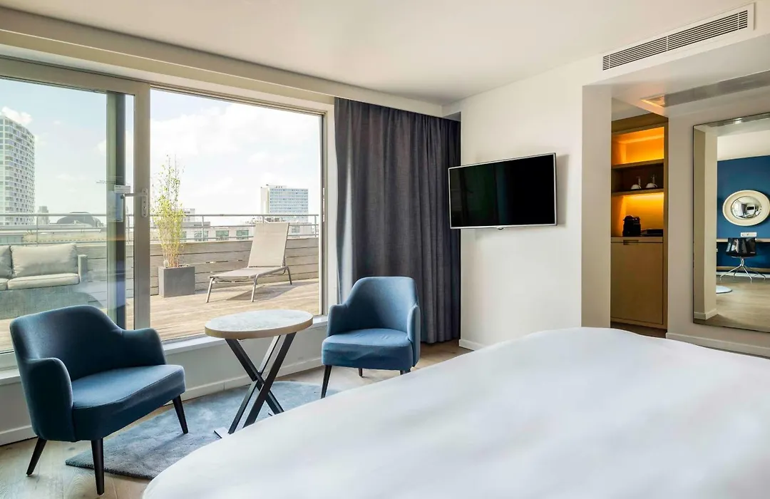 Park Inn By Radisson Antwerp City Centre-1