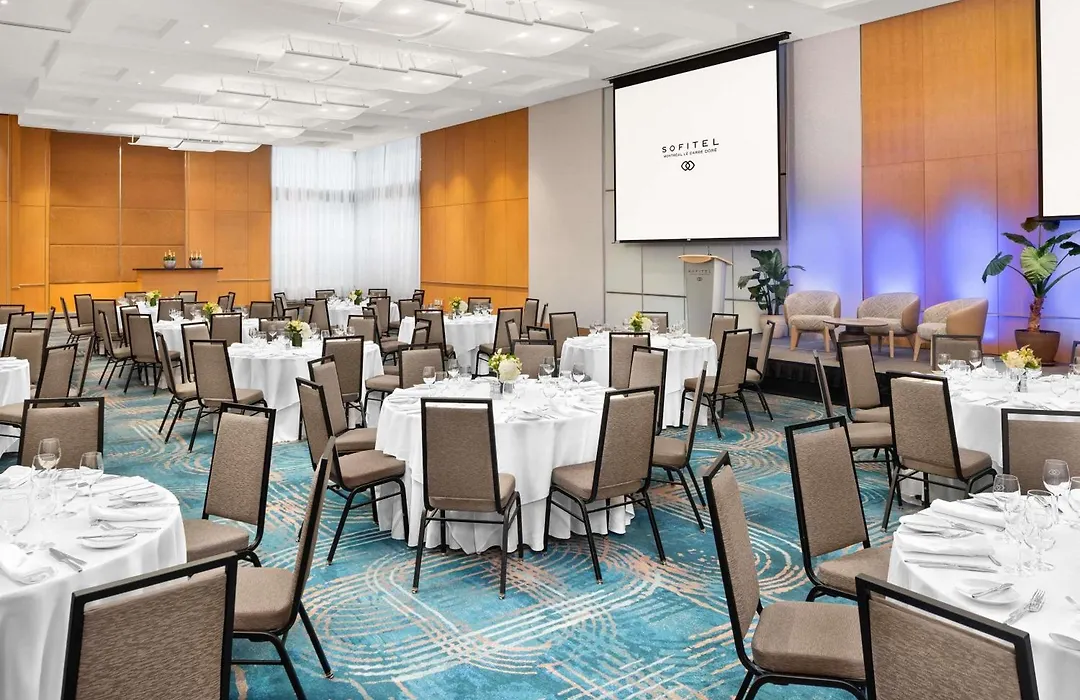 Sofitel Montreal Golden Mile-1