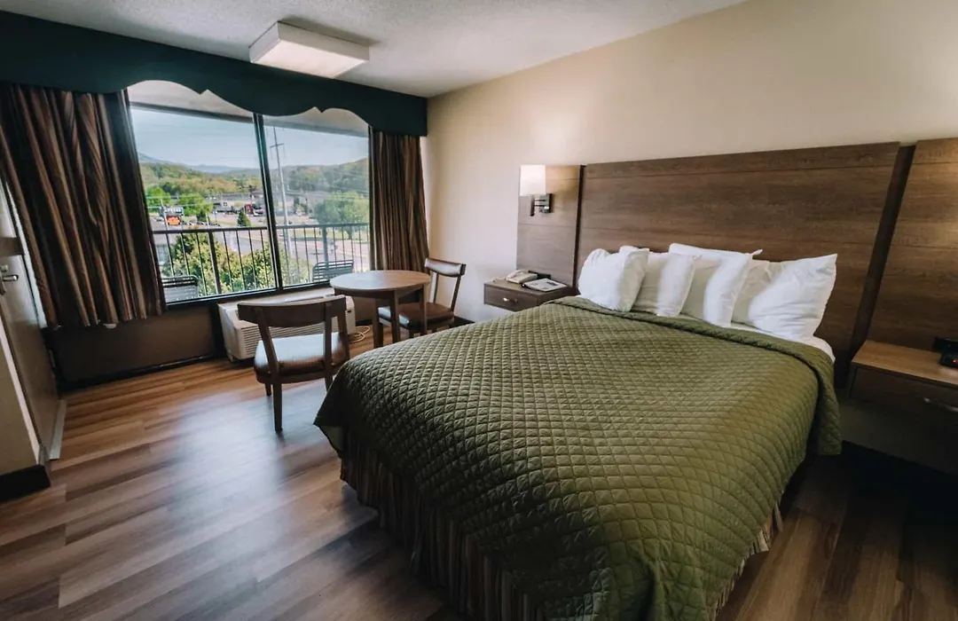 Riverside Motor Lodge - Pigeon Forge-1