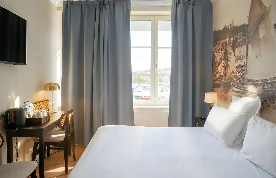 Best Western Le Cheval Blanc -Centre- Vieux Port-1